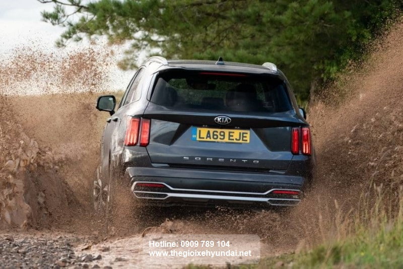thegioixehyundai.net gia xe kia sorento mau