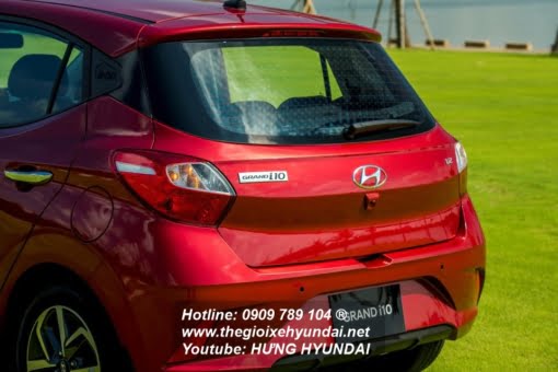 Hyundai i10 hatchback 14